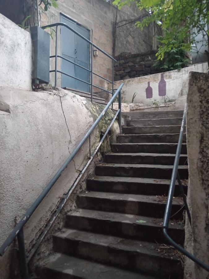 House 56 Yerevan Exterior foto