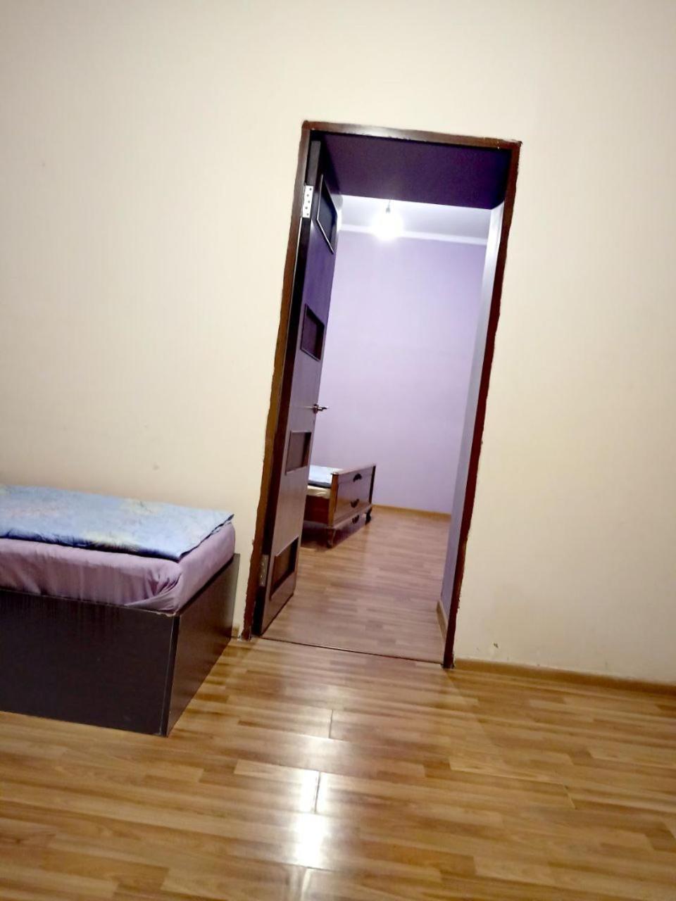 House 56 Yerevan Exterior foto