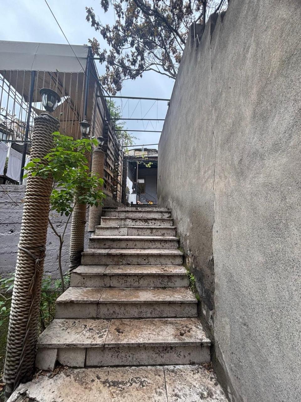 House 56 Yerevan Exterior foto