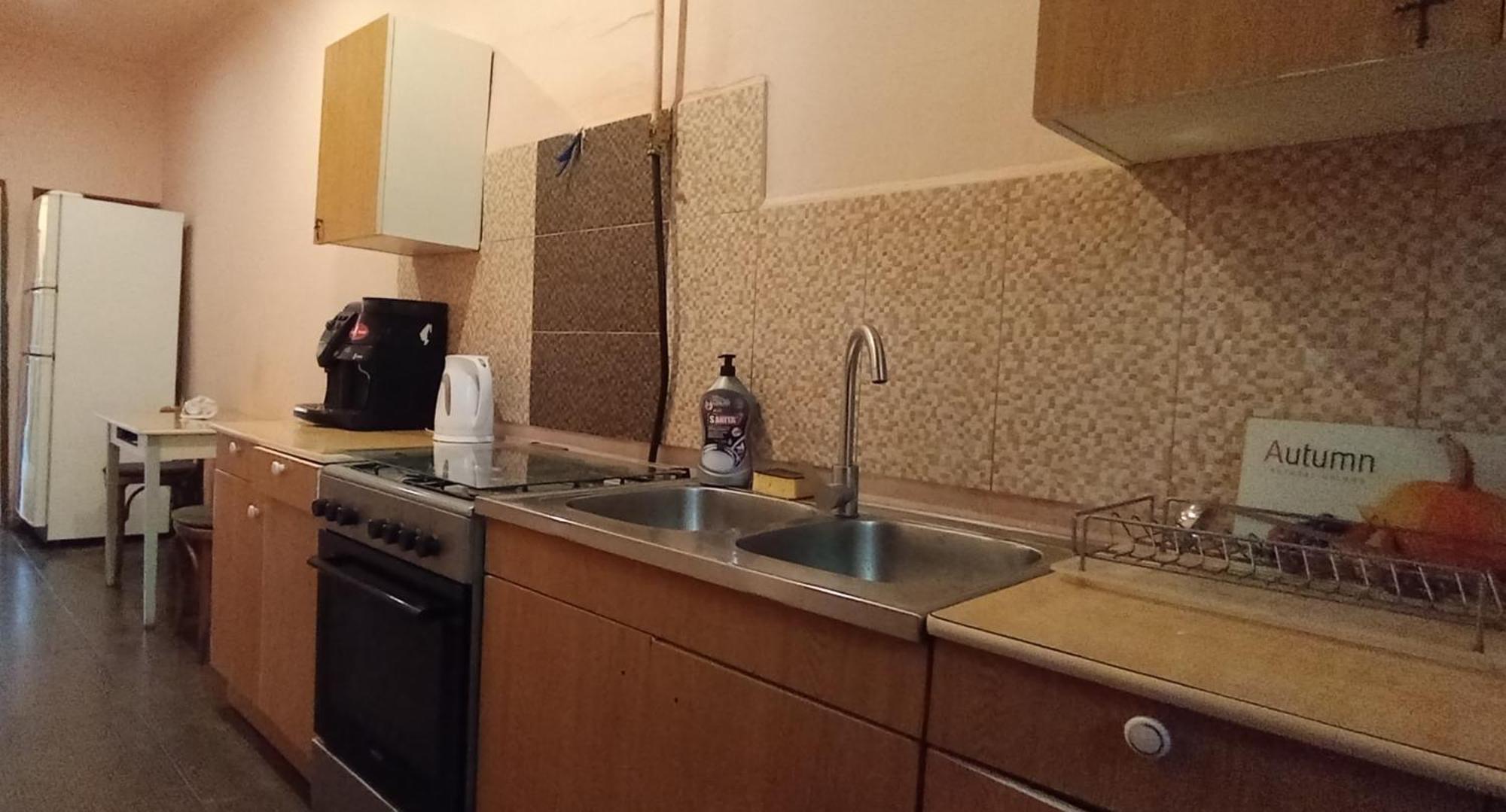 House 56 Yerevan Exterior foto